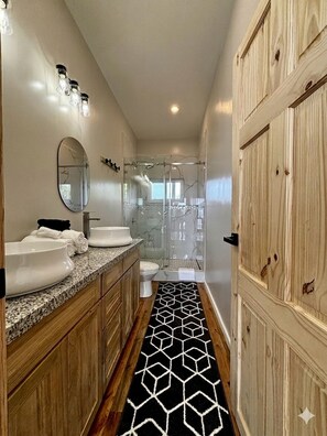 Towels - Quatro Vista, UNIT B1 (Utila)