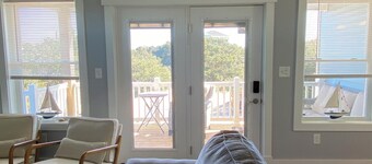 Perfect 3-bedroom house on 4x4 carova beach. 4x4 recommended