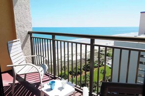 Property grounds - Cozy 1-bedroom condo in awesome Myrtle Beach with AC and gym (Myrtle Beach)