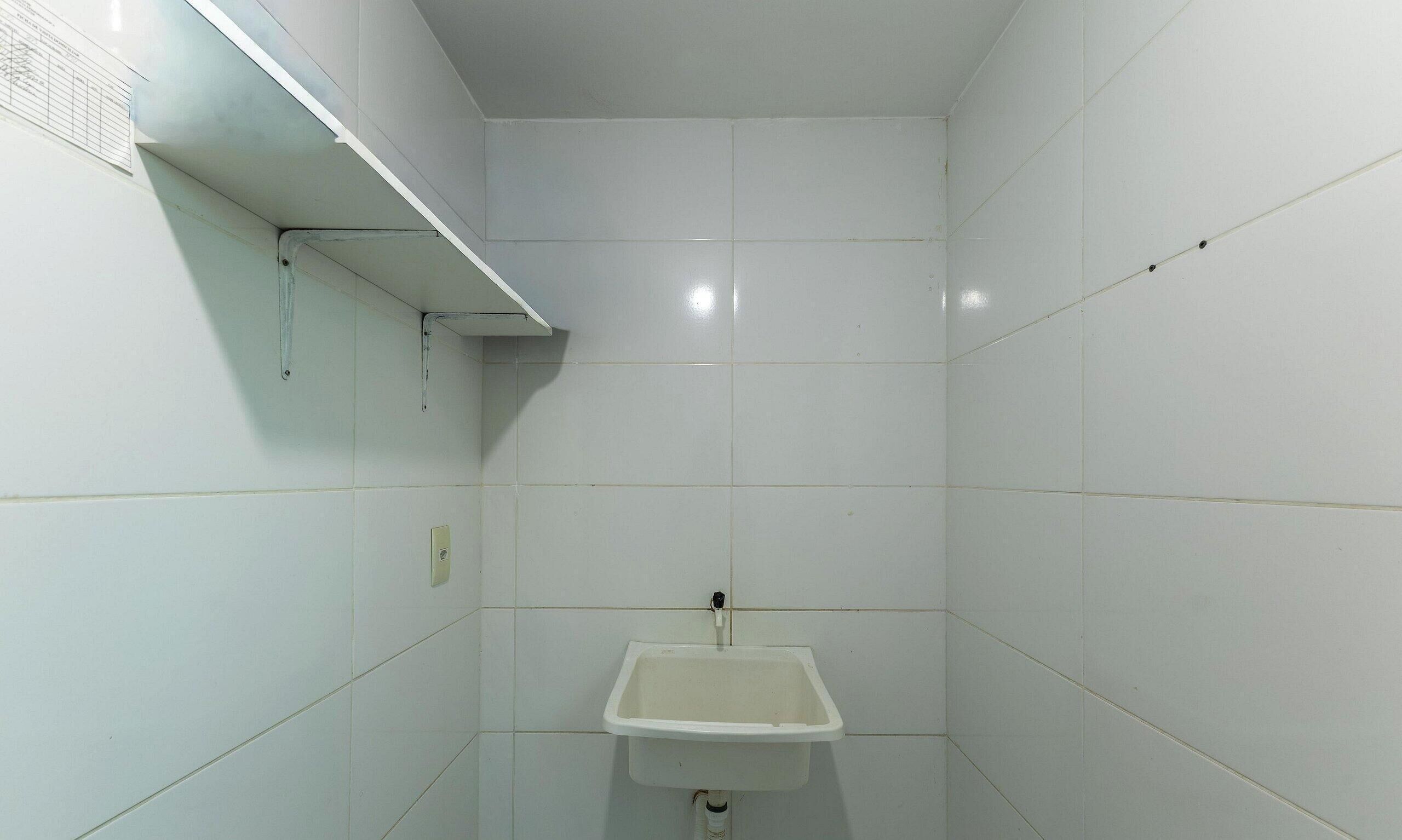 Apartamento básico | Banheiro | Chuveiro 