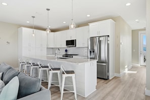 House (4 Bedrooms) | Private kitchen | Full-size fridge, microwave, oven, coffee/tea maker