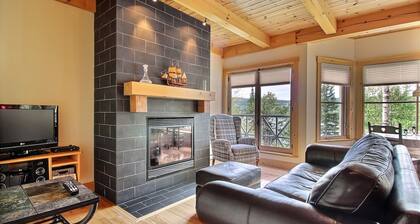 Luxury Suite with a View of Lake Pohénégamook