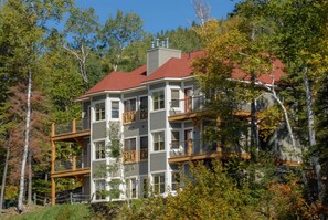Exterior - Refuge chic & paisible au bord du lac Pohénégamook (Pohénégamook)