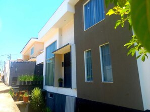Front of property - Pousada Flor de Lis Homestay (Volta Redonda)