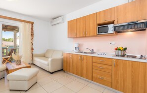Interior - Stunning apartment in Palit with WiFi (Palit)