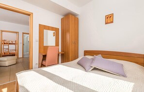 2 chambres, accès au Wi-Fi (inclus)