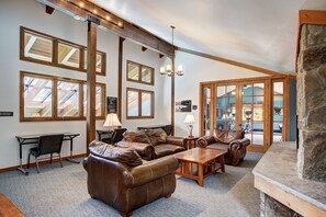 Interior - Benvenuti: Frisco Vacation Rental (Frisco)