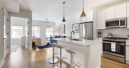 Sunny 2BR Loft Work Relax Minutes to NYC