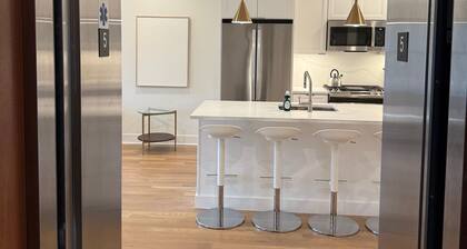 Hoboken 3BR Queen Loft