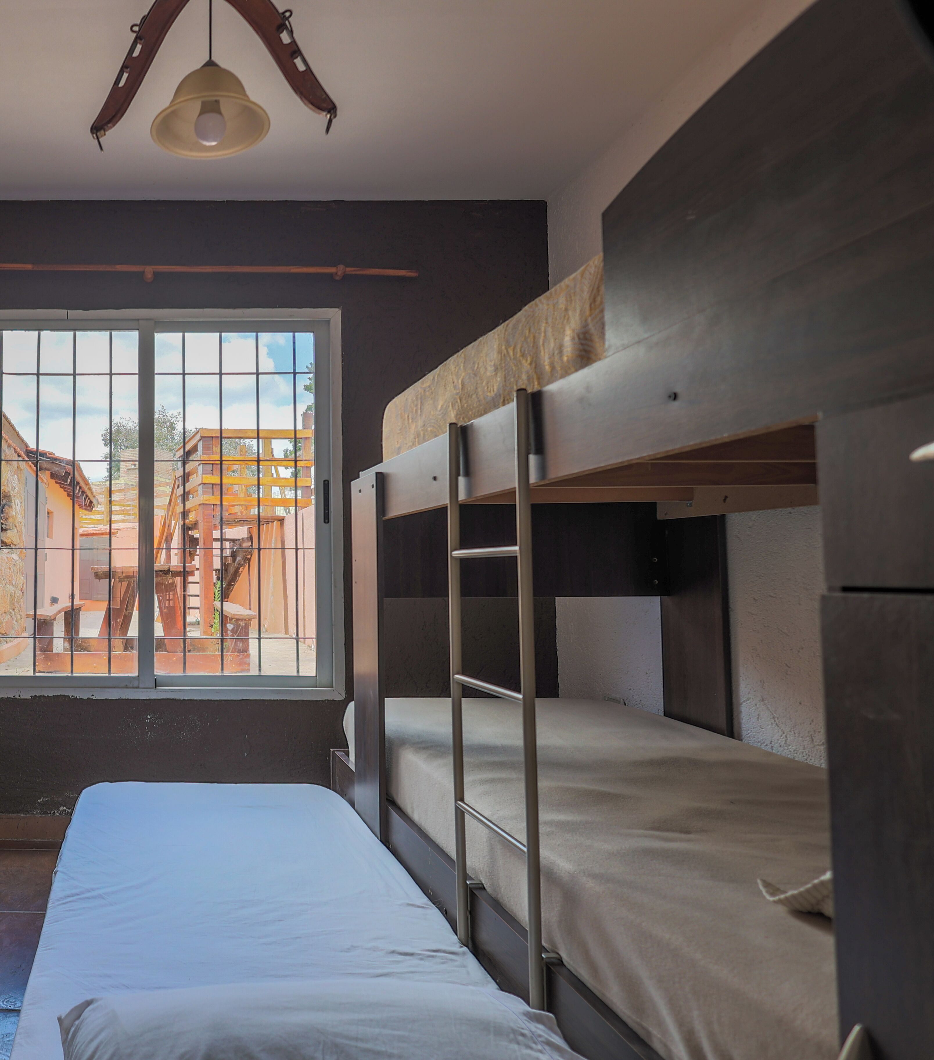 Wifi gratis y ropa de cama 