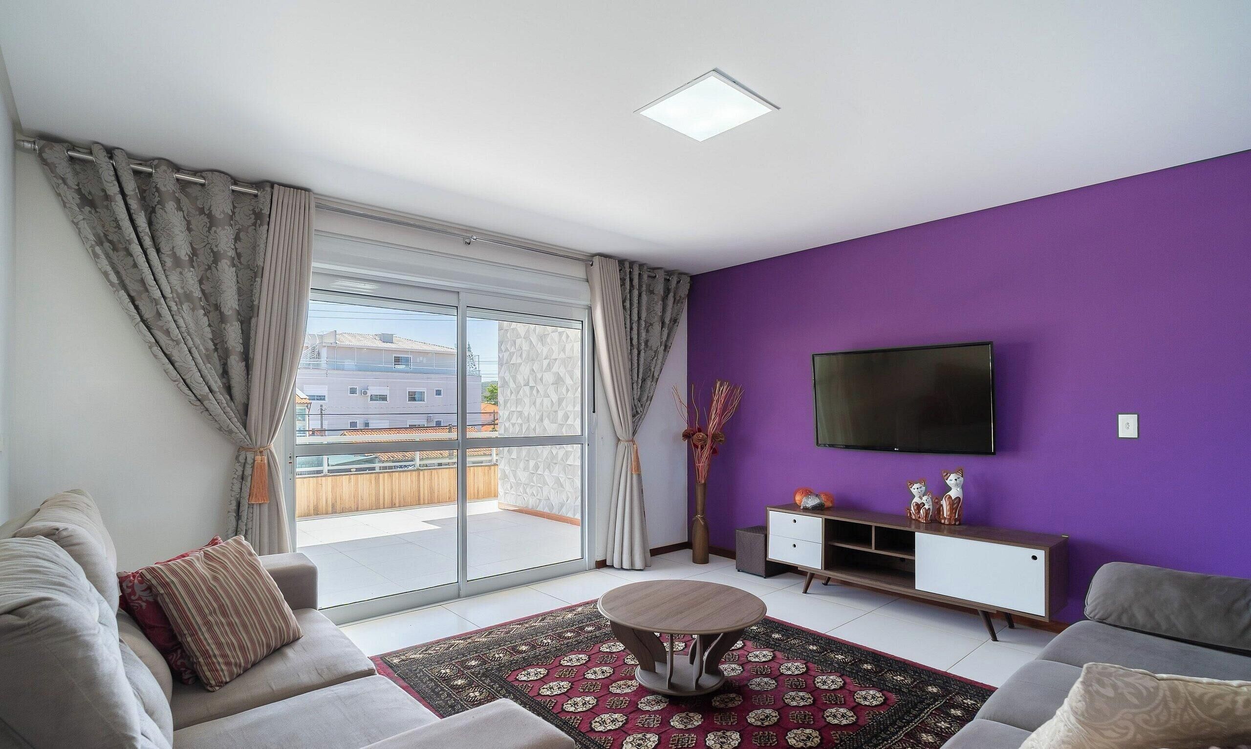 Basic Apartment | Living area