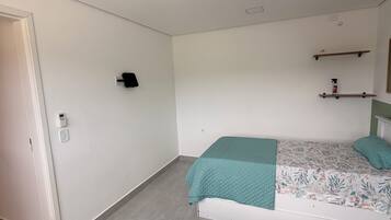 Accès Internet, draps fournis