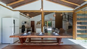 House, Smoking | 5 bedrooms - Casa Pet-friendly em Cond com Piscina e 5 Su tes (Porto Seguro)