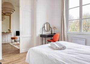 Fer et planche à repasser, Wi-Fi, draps fournis