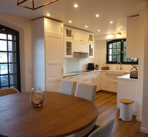 Private kitchen - Villa Gustavine - Maison d'Architecte (Ger)