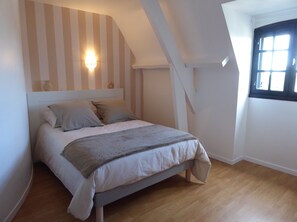 4 bedrooms, iron/ironing board, WiFi, bed sheets - Villa Gustavine - Maison d'Architecte (Ger)