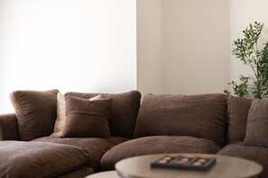 Interior - Waterfront home with Firepit and Foosball Table (Fruitland Park)