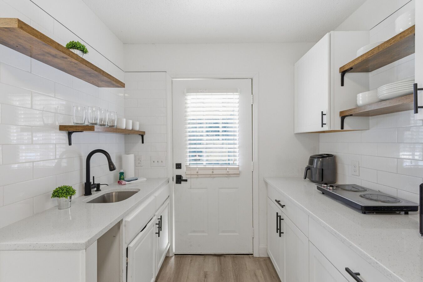 Fridge, microwave, coffee/tea maker, toaster