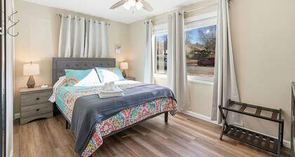 West Side Getaway Within a Fun Neighborhood Area!