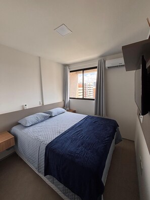 1 bedroom, internet, bed sheets