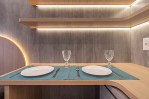 Dining - Melo Alves_35 2p / 1q (São Paulo)