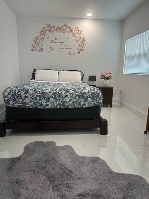 1 bedroom, free WiFi, bed sheets - Modern Private Room -Super Clean and Quiet Stay (Miami)