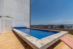 Pool - YCP704 (São Paulo)
