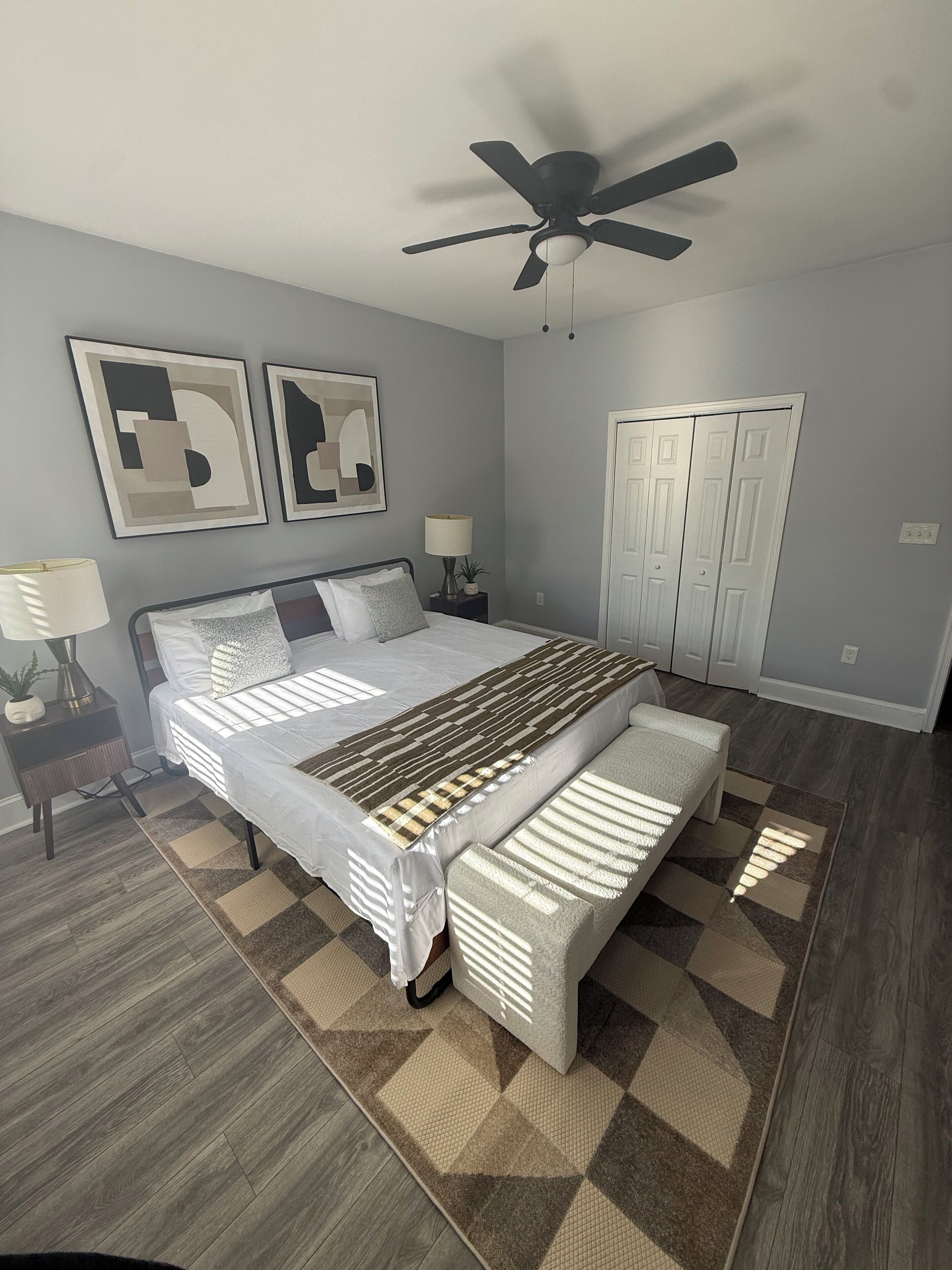 Acesso à internet, roupa de cama