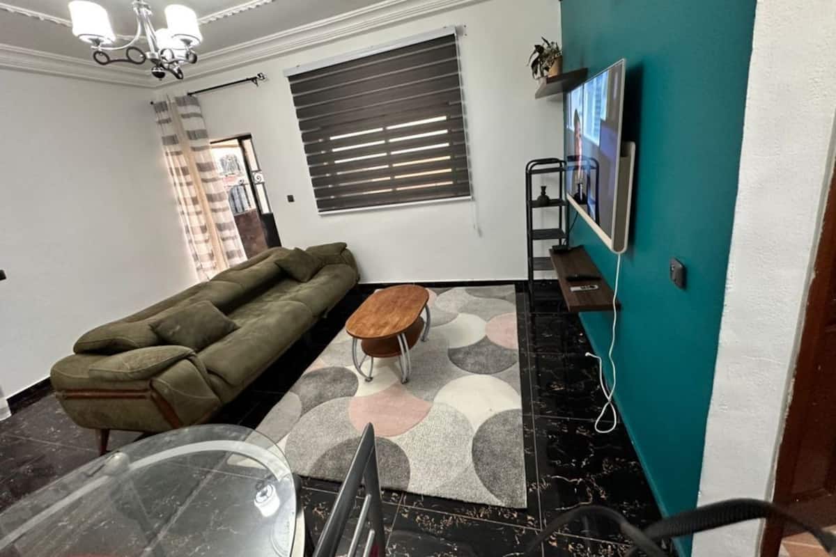 Deluxe Apartment, Balcony, City View | Living area