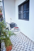 Apartamento Confort, balcón | Balcón
