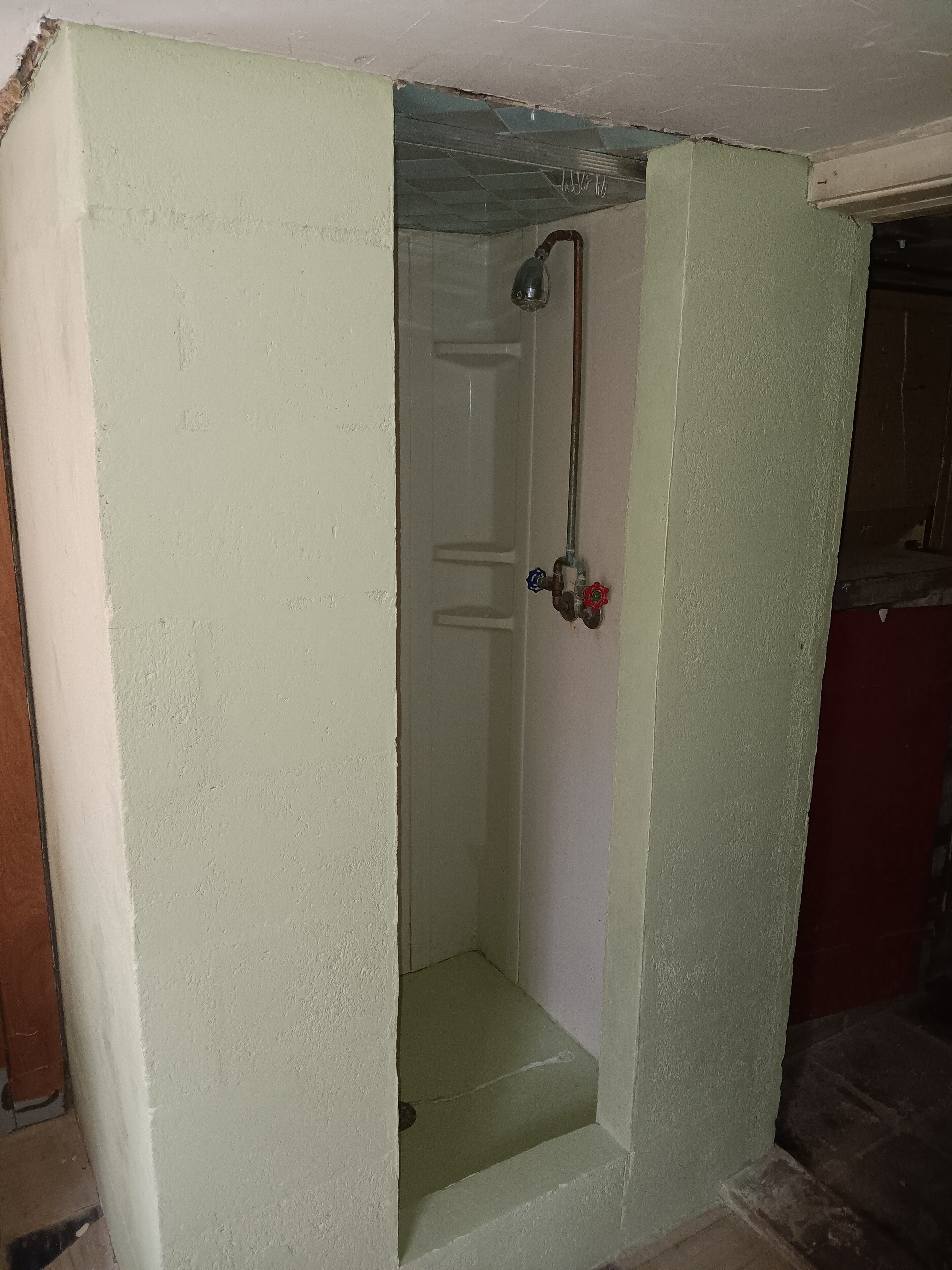 Shower, towels, toilet paper