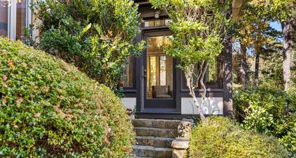 Private 4-Acre Retreat | Sunroom & Fire