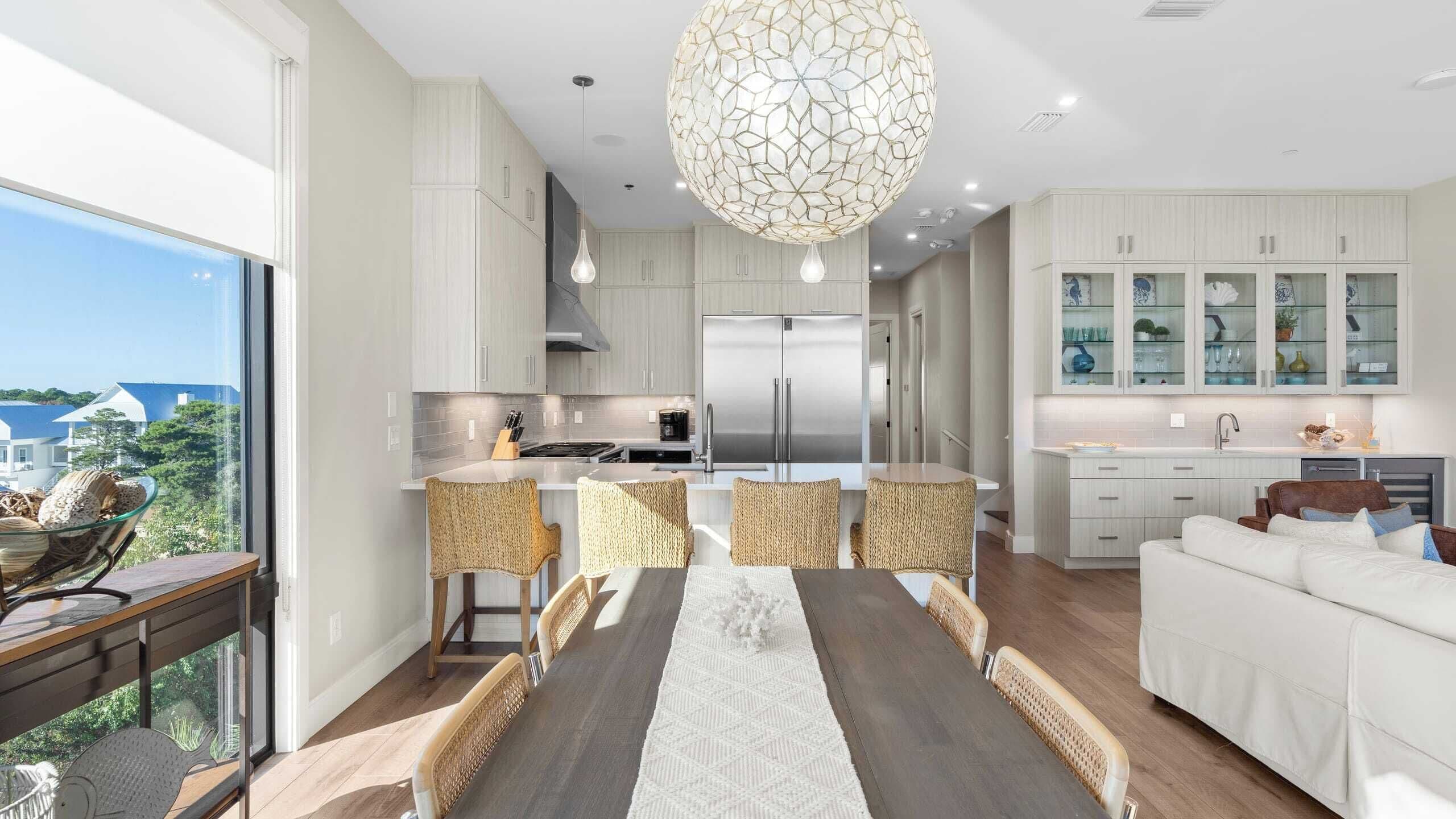 House (5 Bedrooms) | Interior