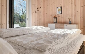 Free WiFi - Beautiful home in Oksbøl with sauna (Oksbøl)