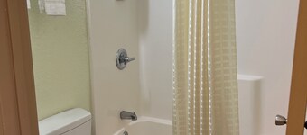 Budget Inn
