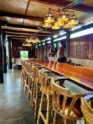 Bar (en la propiedad)