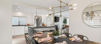 Steps to the Beach, Modern 3bdr w/ Patio 257 Trailhead Trestles 1 by Avantstay