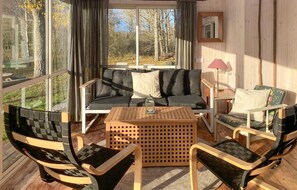 TV - 3 bedroom beautiful home in Vissefjärda (Vissefjärda)