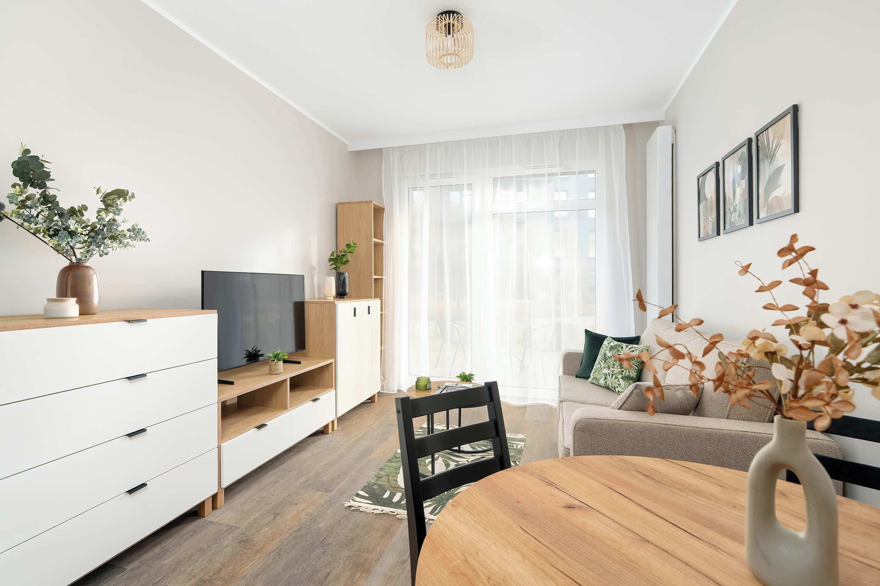 Sunny Apartment | Terrace | Parking | Close To Airport - Poznań