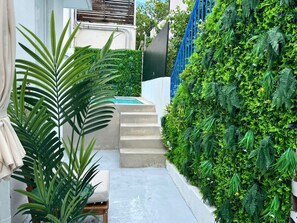 Property grounds - Ocean Park 3BD/2BA/Pool/Walk to beach @Portocafe (San Juan)
