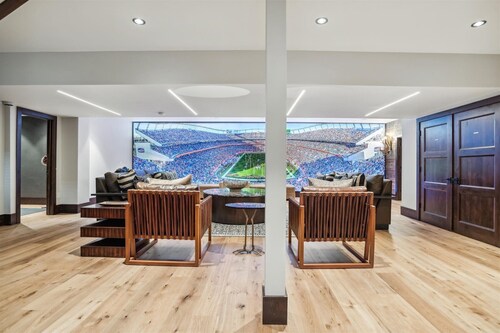 Luxurious 19K Sqft Ranch Estate• Perfect for Groups, Events & Corporate Retreats