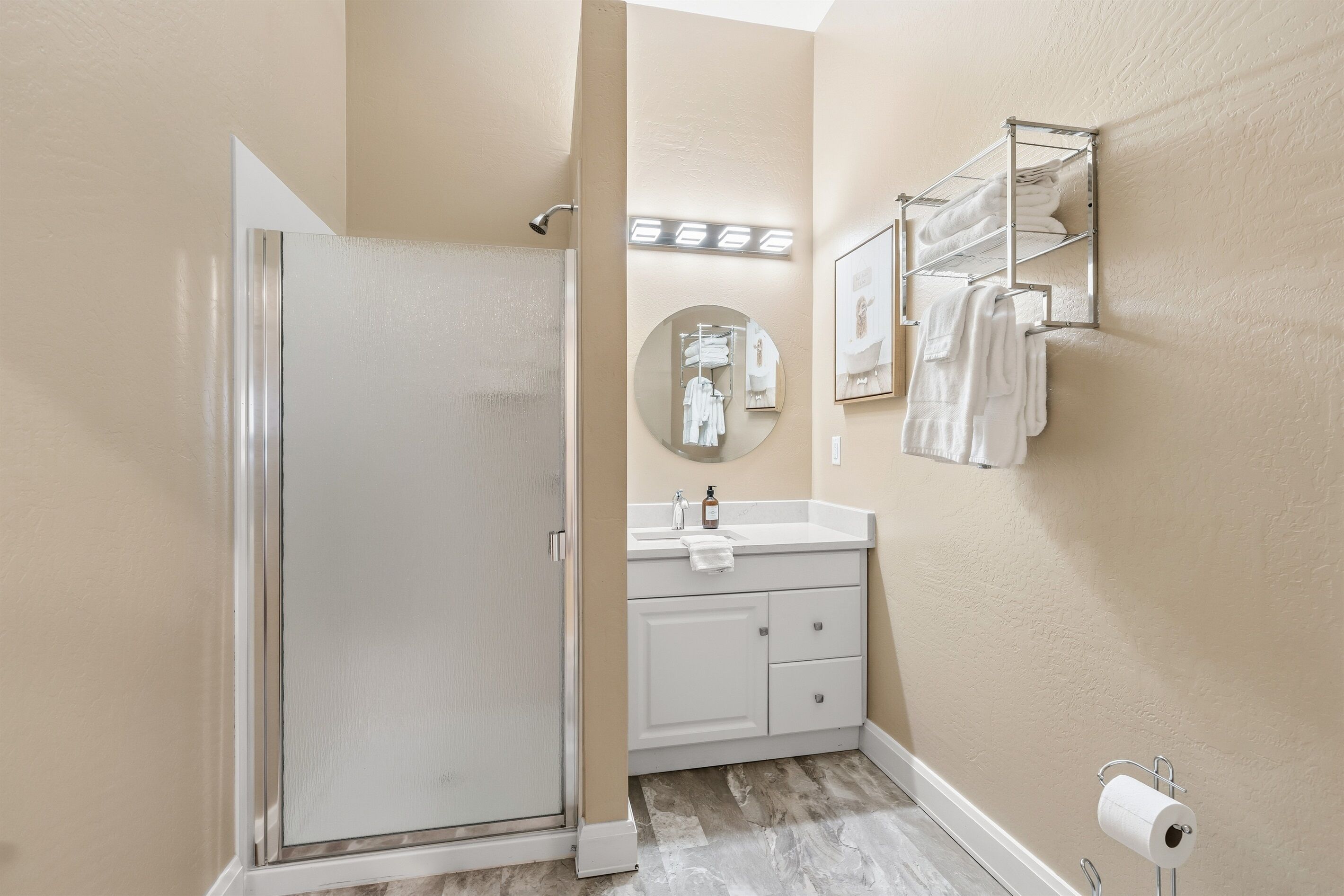 淋浴設備、風筒、提供毛巾