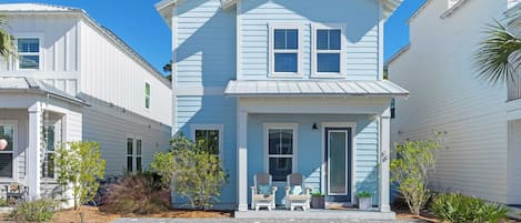 House (4 Bedrooms) | Front of property