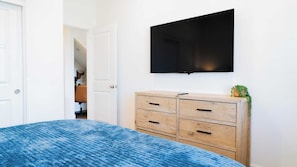 House (Multiple Bedrooms) | Interior