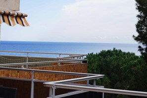 Property grounds - Studio grande terrasse et vue mer, très calme (Nice)