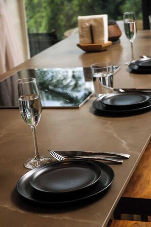 Dining - Luum Vibe · Free soul and a refuge in the jungle. (Tulum)