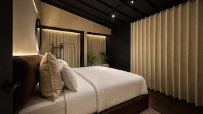 6 bedrooms, iron/ironing board, Internet, bed sheets - BLACK ROSE (Medellín)