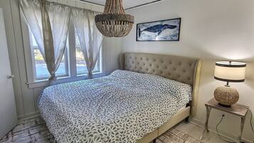 In-room safe, iron/ironing board, free WiFi, bed sheets