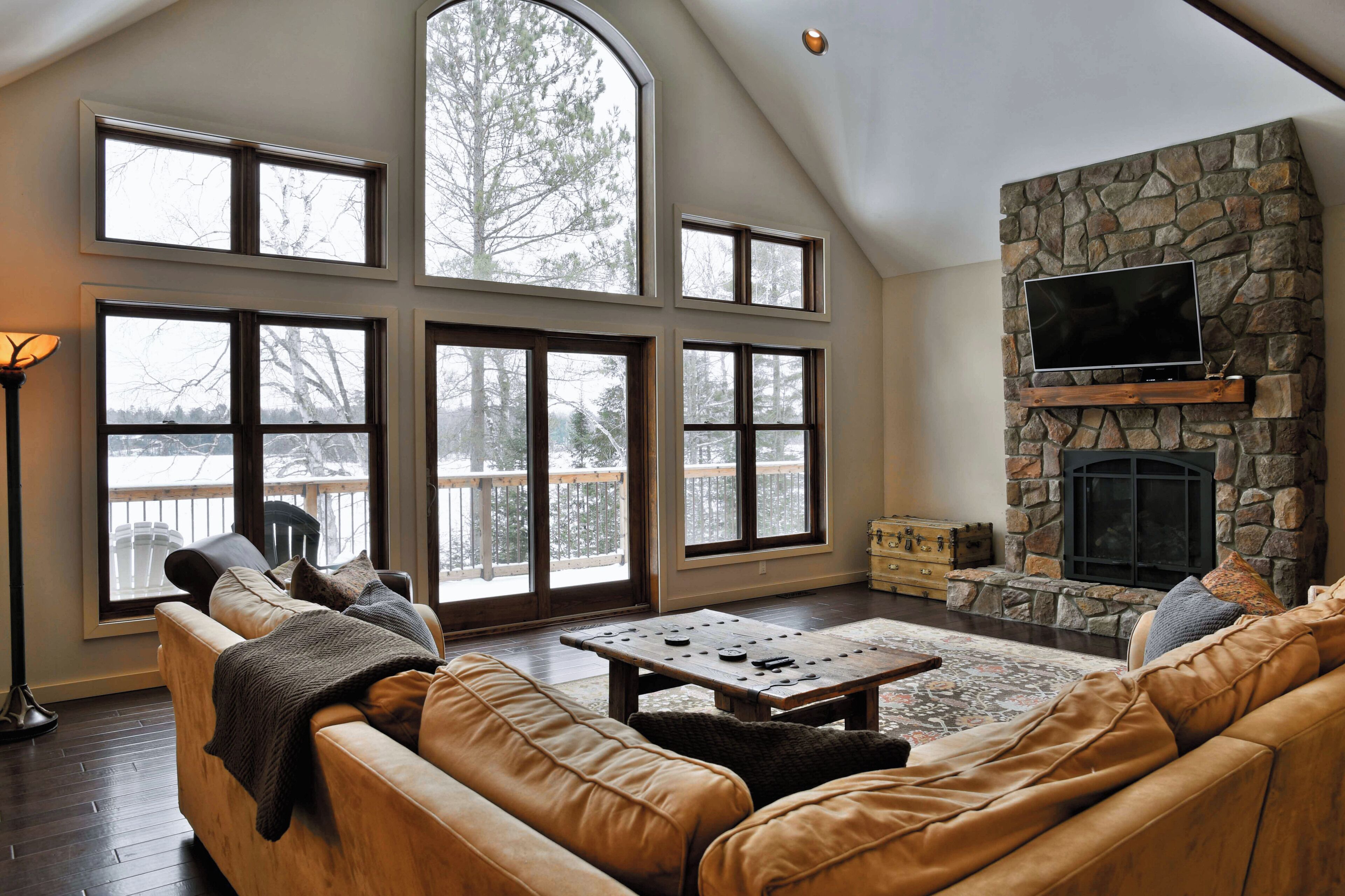 Televisor i llar de foc 