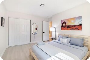3 bedrooms, iron/ironing board, free WiFi, bed sheets